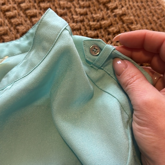 Calvin klein Women’s Blouse Size Medium Teal Silky Midi Length - Picture 7 of 8